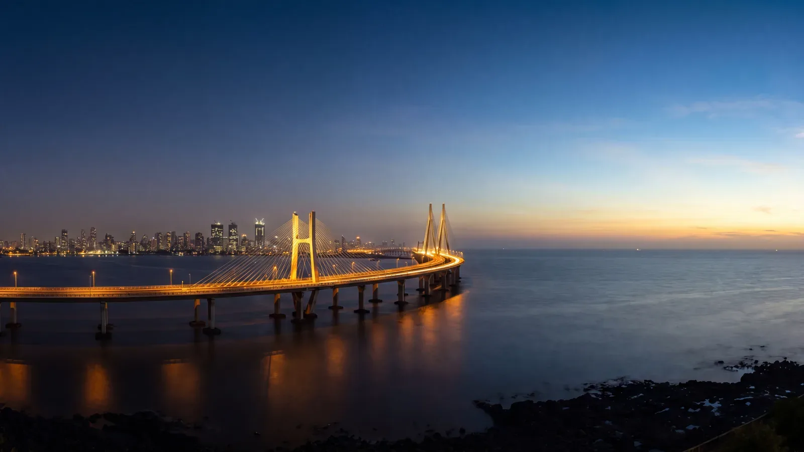 Mumbai Bandra-Worli Sea Link at dusk