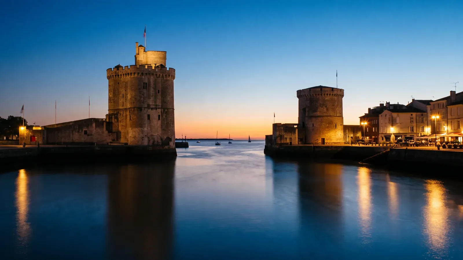 La Rochelle Vieux Port Dusk
