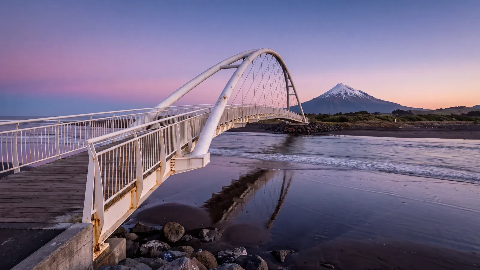 New Plymouth Coastal Walkway Dusk
