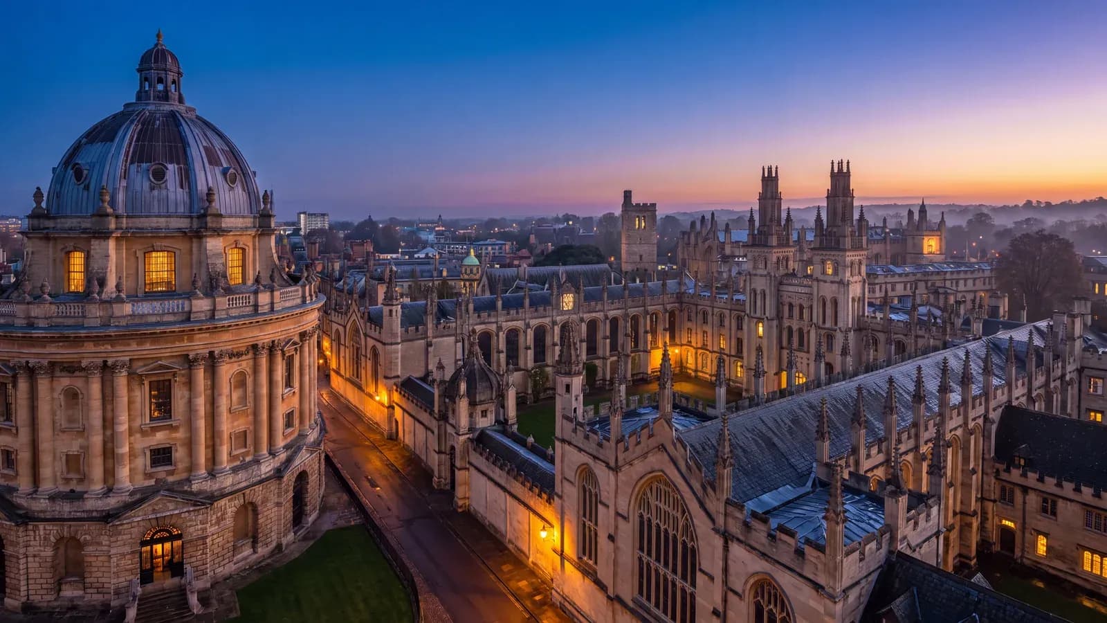 Oxford Radcliffe Camera Dusk