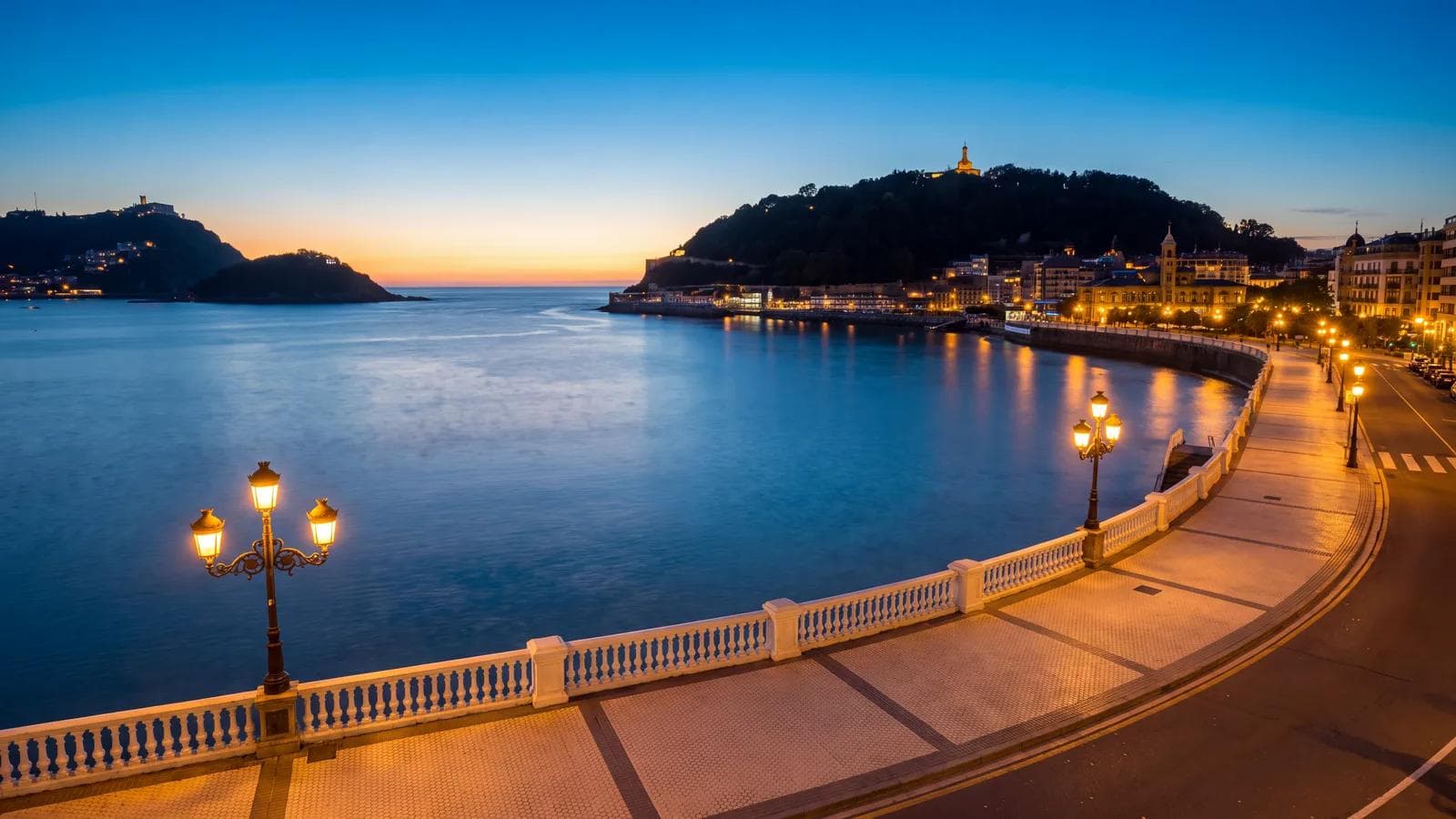 San Sebastian La Concha Dusk