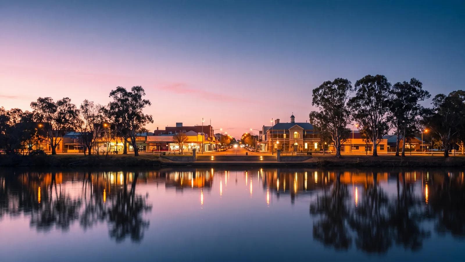 Wagga Wagga Civic Precinct Dusk